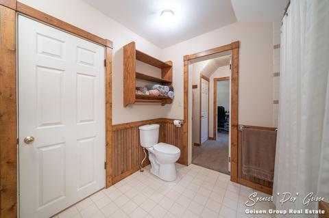 514 N Bridge St, Belding, MI 48809 photo 28