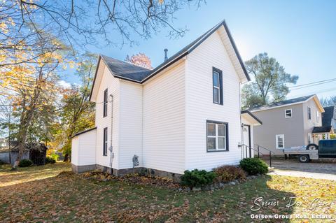 514 N Bridge St, Belding, MI 48809 photo 2