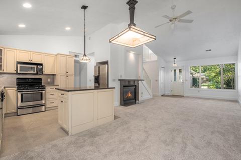 916 Bowes Rd, Lowell, MI 49331 photo 7