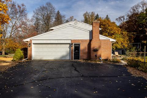 3827 Cranmoor Rd, Jackson, MI 49203 photo 3