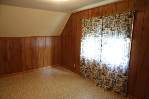 423 Pearl St, Belding, MI 48809 photo 15
