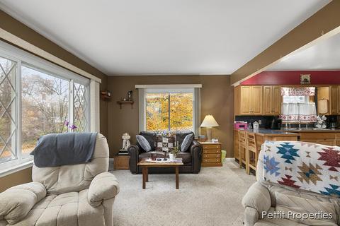 360 E Garden St, Muir, MI 48860 photo 3