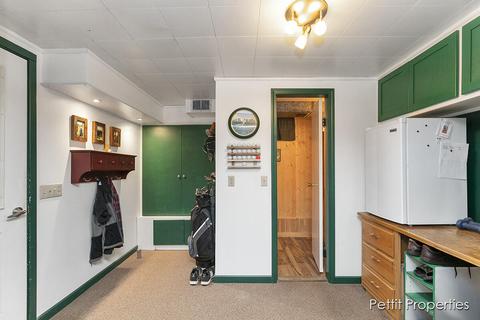 360 E Garden St, Muir, MI 48860 photo 12