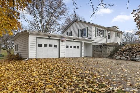 360 E Garden St, Muir, MI 48860 photo 1