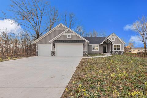 9147 E Cedar Dr, Jenison, MI 49428 photo 1