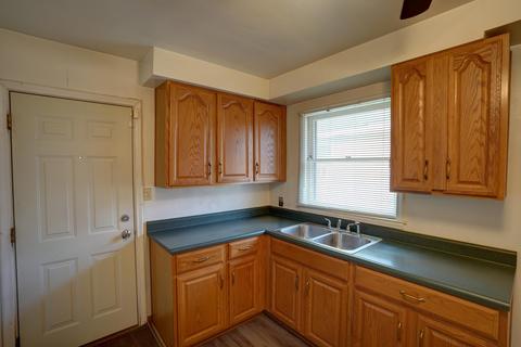 3010 Cherokee Ave, Flint, MI 48507 photo 12