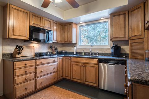 17200 Outer Dr, Big Rapids, MI 49307 photo 9
