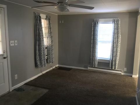 214 E 4th St, Buchanan, MI 49107 photo 3