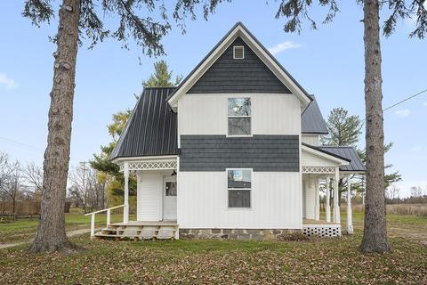 521 E Main St, Carson City, MI 48811 photo 1