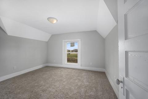 521 E Main St, Carson City, MI 48811 photo 15