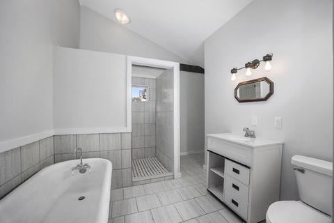 521 E Main St, Carson City, MI 48811 photo 12
