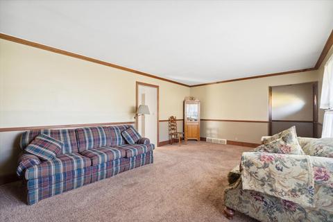 933 Thomas Dr, Jackson, MI 49203 photo 10