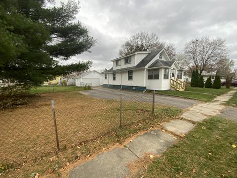 405 Cass Ave, Jackson, MI 49203 photo 1