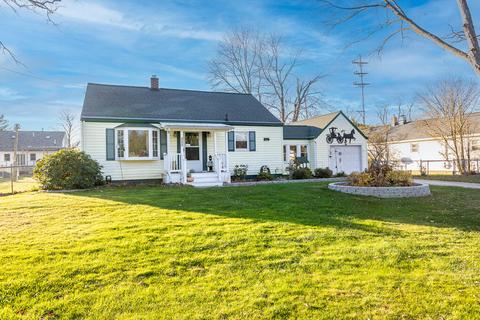888 Bryant Ave, Jackson, MI 49202 photo 1