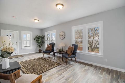 930 Spring St, Jackson, MI 49202 photo 5