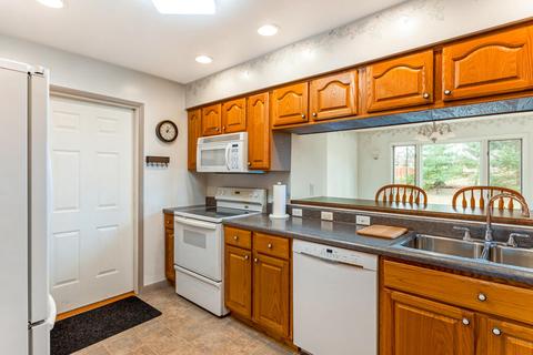 2075 Campbell Dr, Jackson, MI 49202 photo 16
