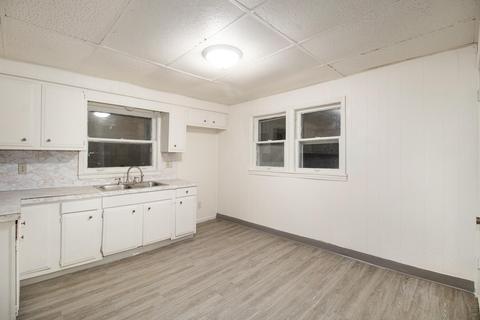 615 S Elm Ave, Jackson, MI 49203 photo 7