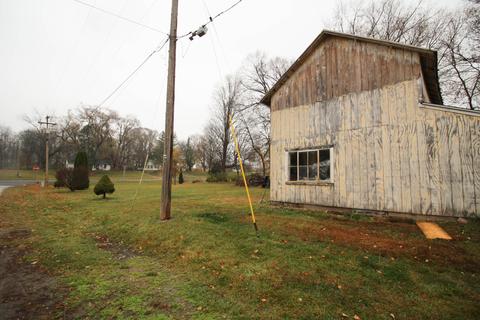 225 Race St, Constantine, MI 49042 photo 4