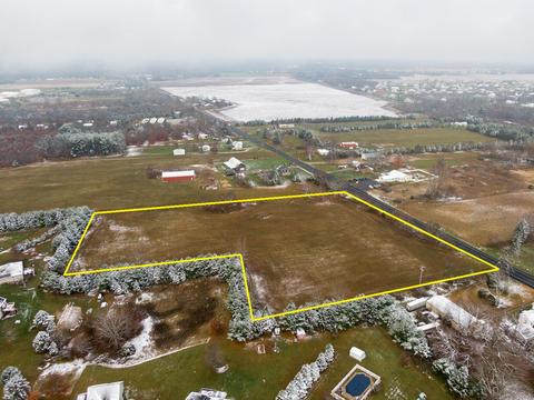V/l Red Arrow Highway, Paw Paw, MI 49079
