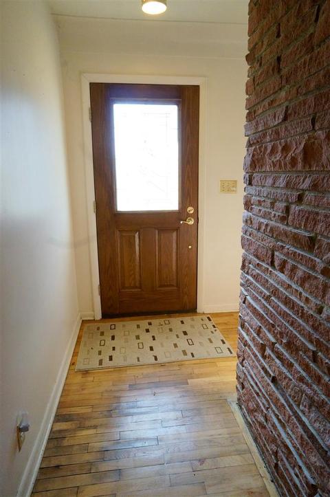 2011 Cascade Dr, Jackson, MI 49203 photo 13