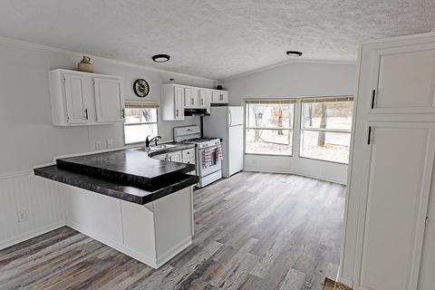 318 Bricker St, Belding, MI 48809 photo 8