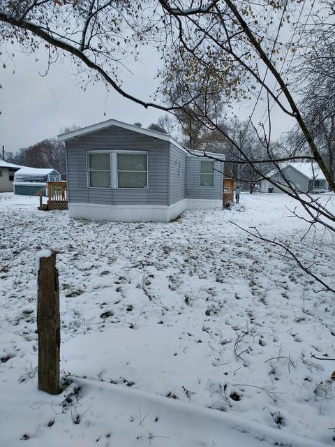 318 Bricker St, Belding, MI 48809 photo 5