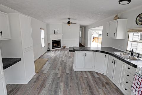 318 Bricker St, Belding, MI 48809 photo 6