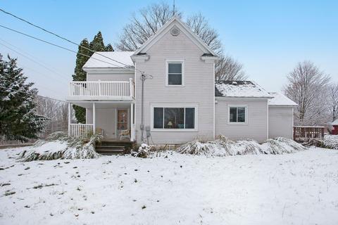 8494 36th St SE, Ada, MI 49301 photo 1