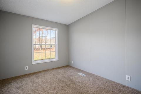 3159 Sisson Rd, Freeport, MI 49325 photo 9