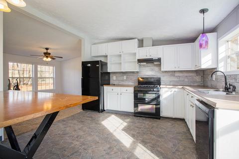 3159 Sisson Rd, Freeport, MI 49325 photo 6