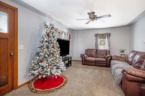 874 Riverview Dr, Plainwell, MI 49080 photo 2