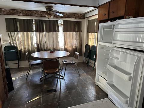 211 W 16th St, Baldwin, MI 49304 photo 9