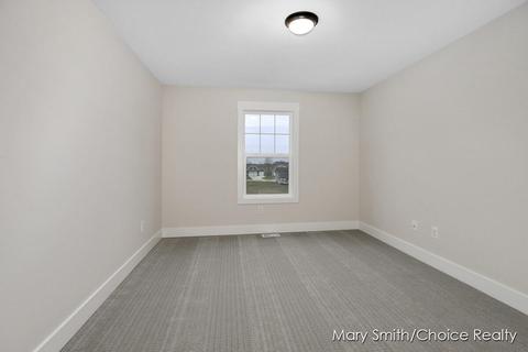 8169 Eagle Peak Dr, Jenison, MI 49428 photo 17