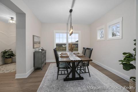 8169 Eagle Peak Dr, Jenison, MI 49428 photo 6