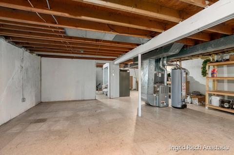 216 Roberta Jayne Dr, Lowell, MI 49331 photo 15