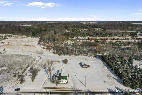 7644 W Briggs Rd, Stanton, MI 48888 photo 2
