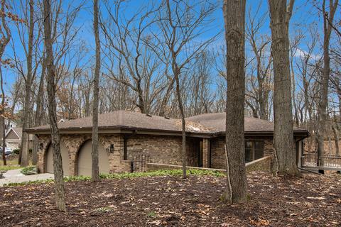 3714 Blackberry Ln, Kalamazoo, MI 49008