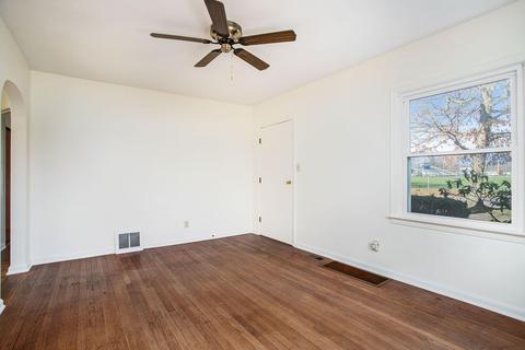 1658 Eagle St, Niles, MI 49120 photo 4