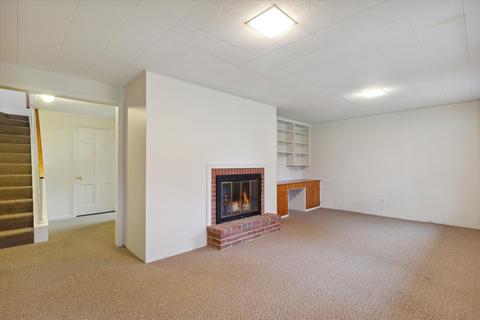 6889 Rix St SE, Ada, MI 49301 photo 28