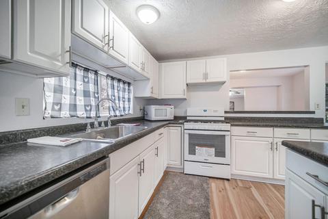 503 Hague Ave, Jackson, MI 49203 photo 10
