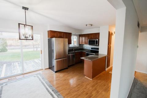 46503 Meadow Ln, Macomb, MI 48044 photo 4