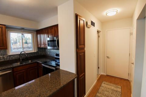 46503 Meadow Ln, Macomb, MI 48044 photo 6