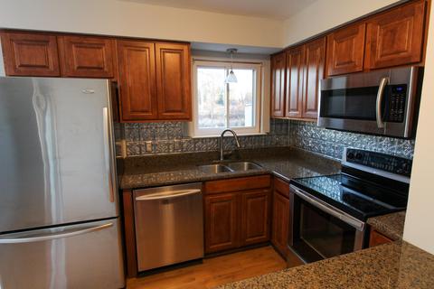 46503 Meadow Ln, Macomb, MI 48044 photo 5