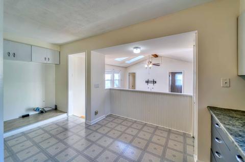 2406 Dawn St, Jackson, MI 49203 photo 8