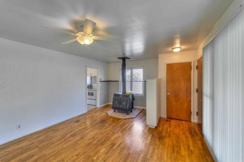 2406 Dawn St, Jackson, MI 49203 photo 4