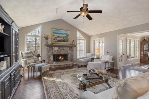 116 Peter Pan Ln, Marshall, MI 49068 photo 5
