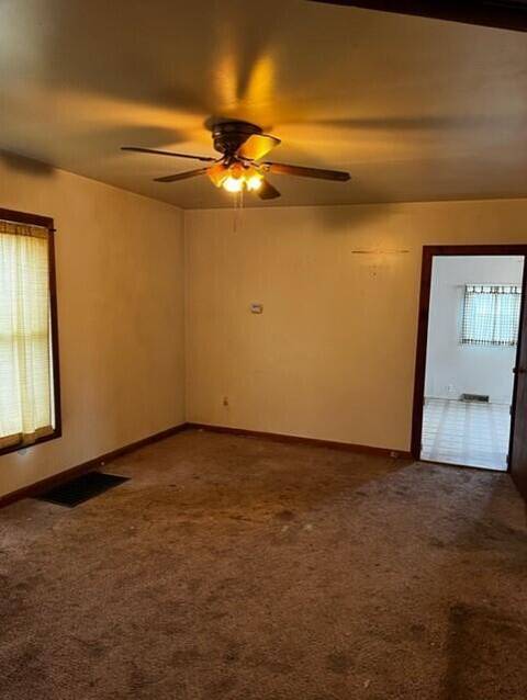611 Chester St, Jackson, MI 49203 photo 4
