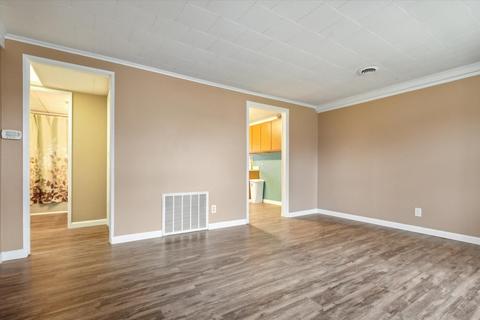 317 E Monroe St, Jackson, MI 49202 photo 6