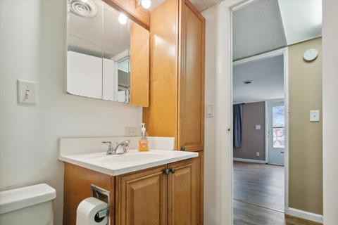317 E Monroe St, Jackson, MI 49202 photo 16