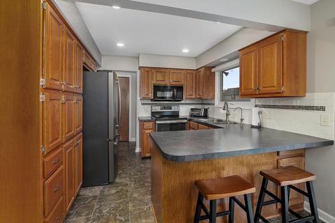 975 76th St SE, Byron Center, MI 49315 photo 5